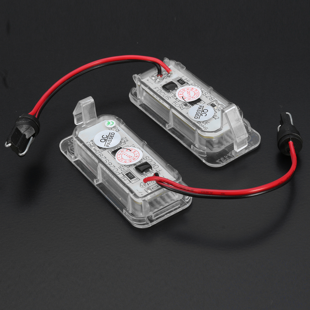 2Pcs-LED-Car-License-Plate-Lights-Bulbs-for-Ford-Fiesta-Focus-Kuga-C-MAX-Mondeo-942021