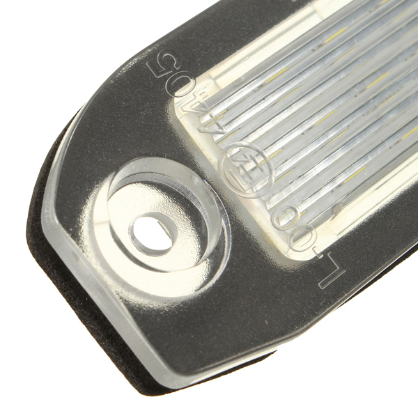 2x-LED-Licence-Number-Plate-Light-For-Volvo-C70-S40-S60-V50-V60-V70-XC60-XC90-1022908