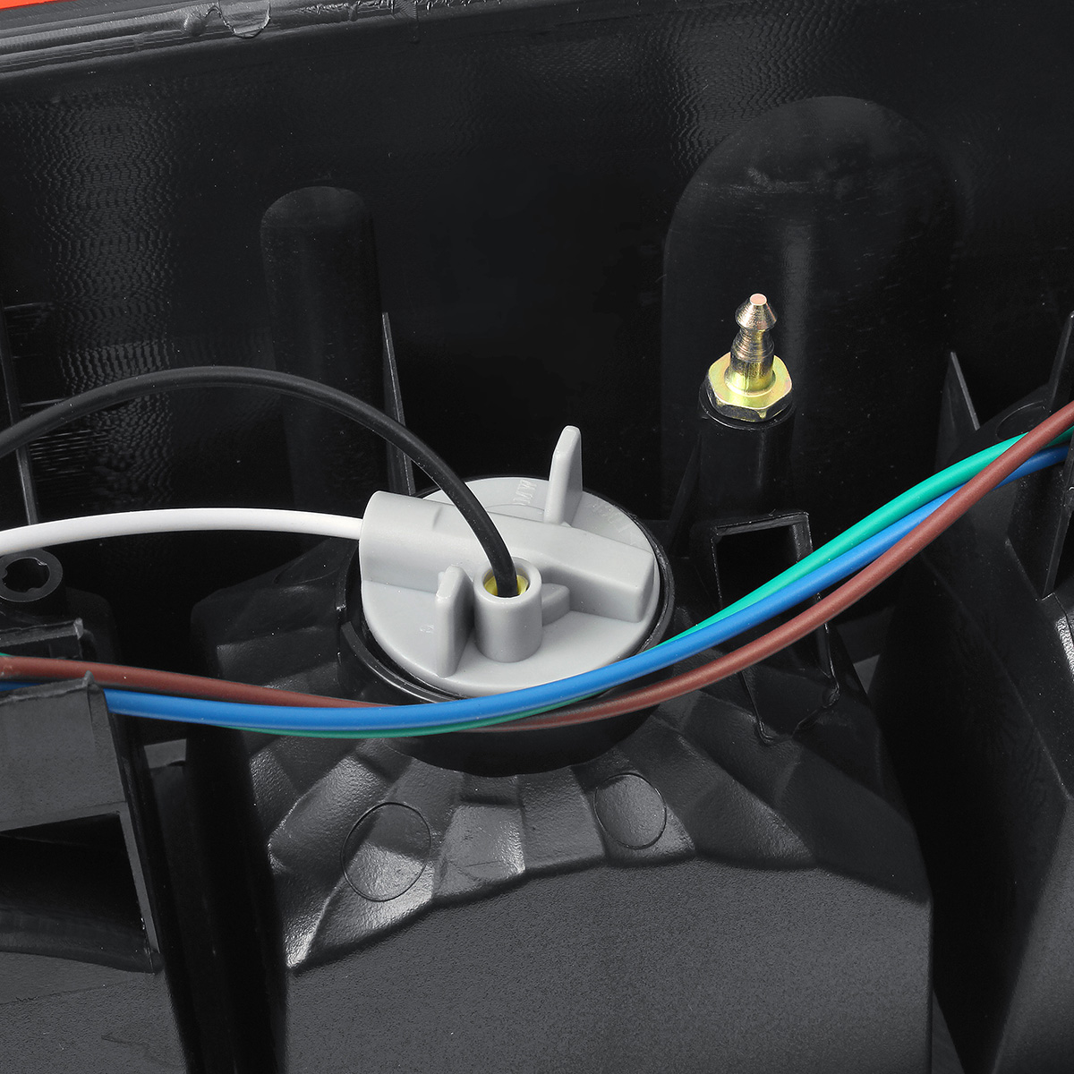 Car-LeftRight-Tail-Light-Brake-Lamp-with-Wiring-Harness-For-Nissan-Navara-D40-2005-2015-1556488