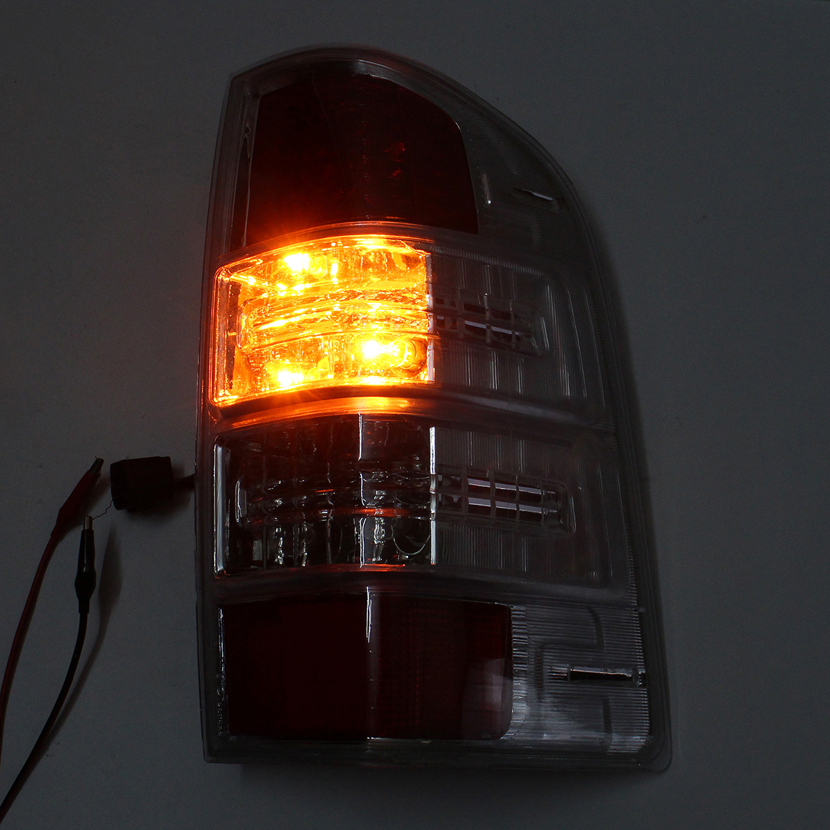 Car-Rear-Tail-Light-Assembly-Brake-Lamp-with-Bulb-Wiring-Harness-LeftRight-for-Ford-Ranger-Pickup-Ut-1537728