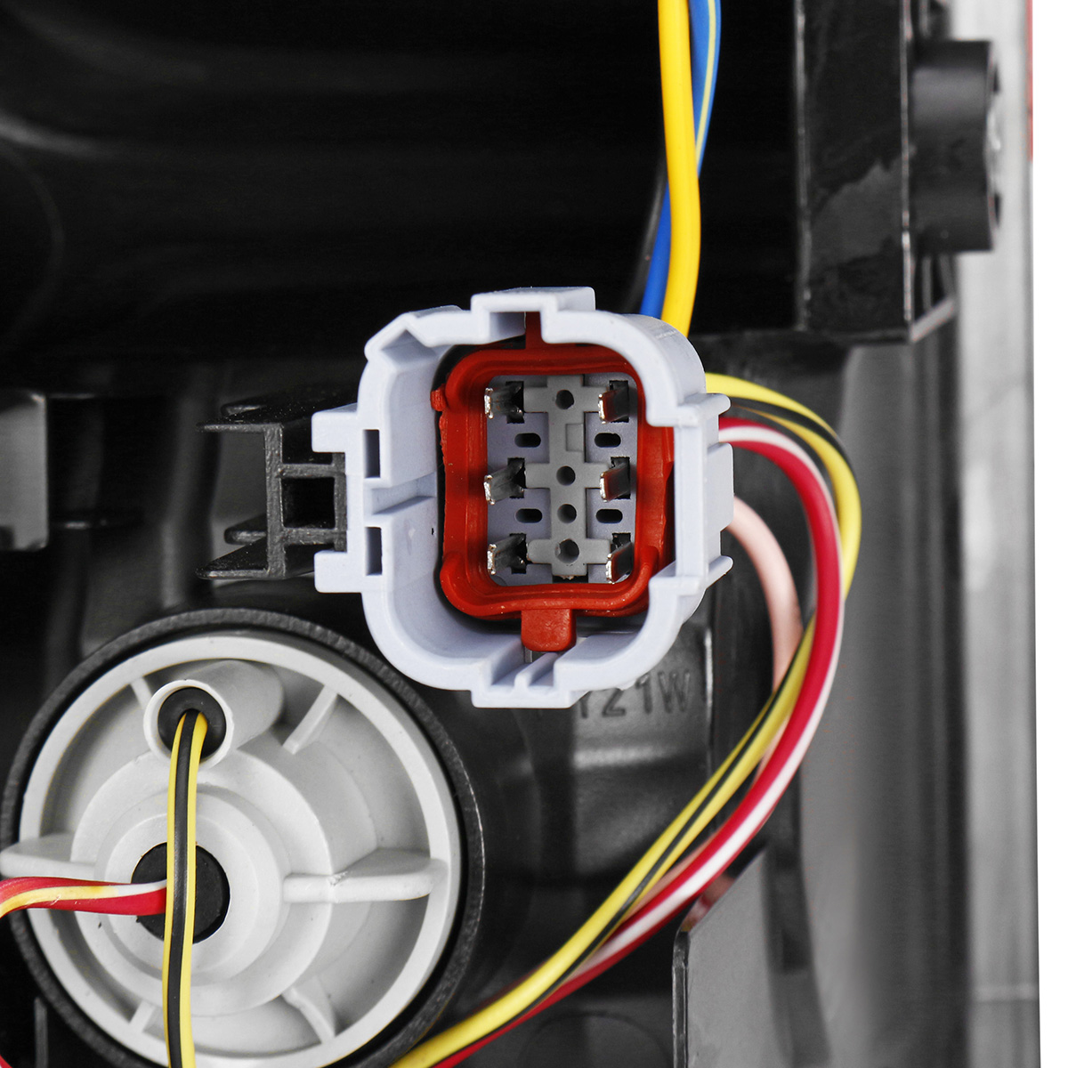 Car-Rear-Tail-Light-Red-LeftRight-with-Bulb-Wiring-Harness-for-Nissan-Navara-NP300-D23-2015-2019-1424897
