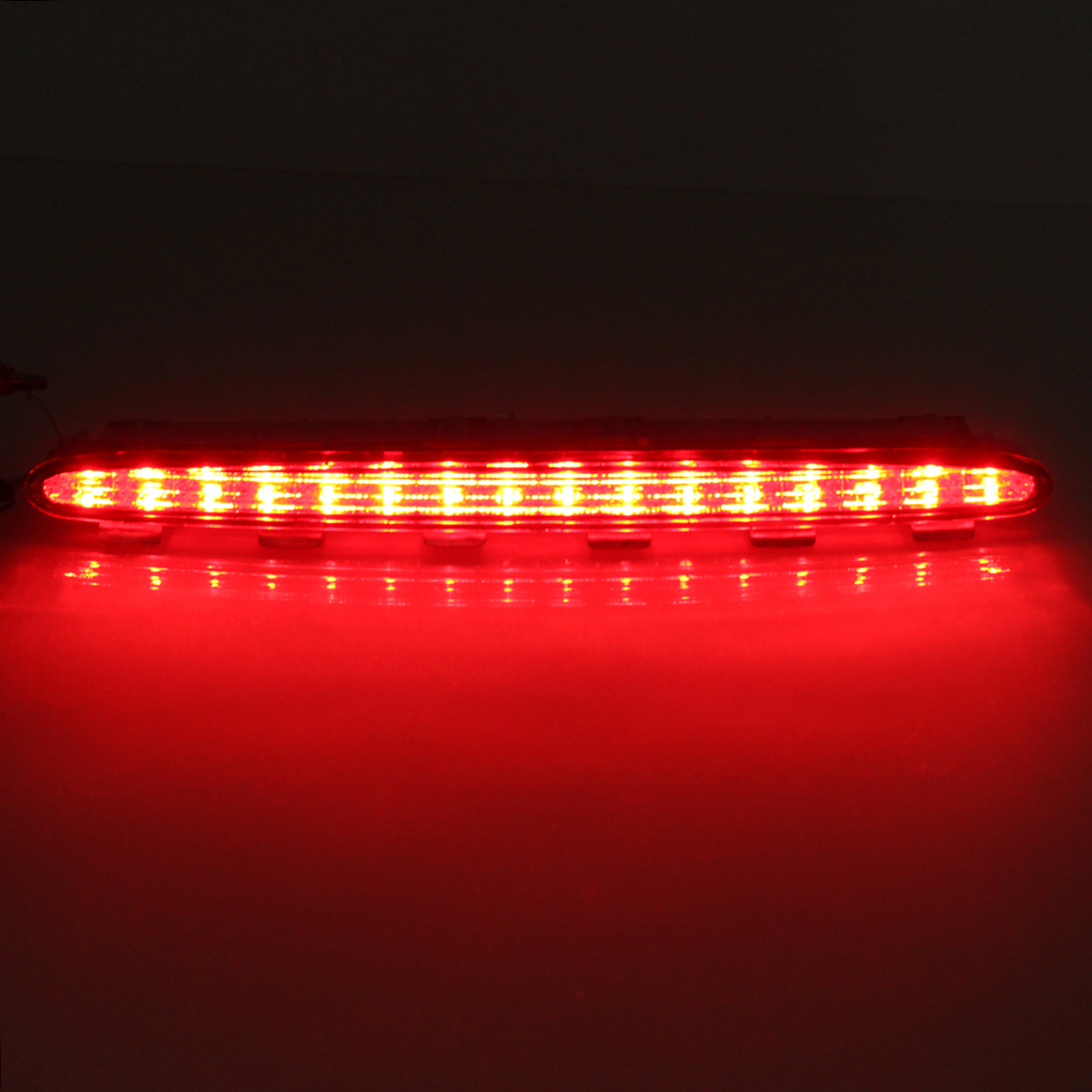 LED-3RD-Third-Brake-Light-High-Mount-Stop-Lamp-Red-Lens-For-Mercedes-Benz-CLK-W209-2002-2009-1338244