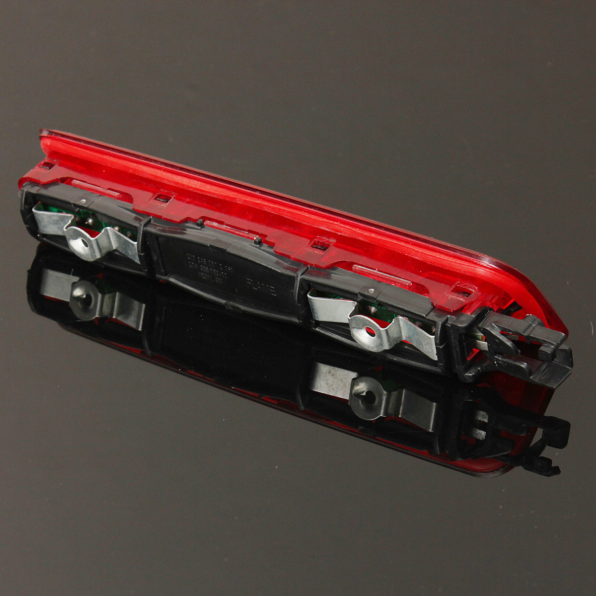 LED-Car-Rear-High-Mount-Stop-Lamp-Third-Brake-Light-Red-for-VW-Caddy-2003-2014-2K0945087C-974586
