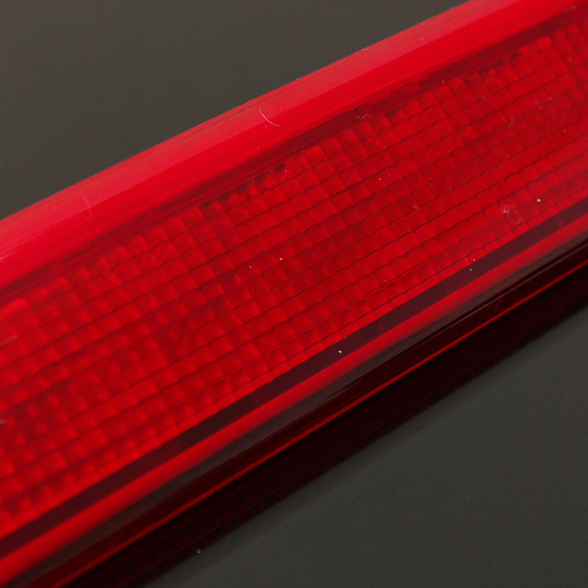 LED-Car-Rear-High-Mount-Stop-Lamp-Third-Brake-Light-Red-for-VW-Caddy-2003-2014-2K0945087C-974586