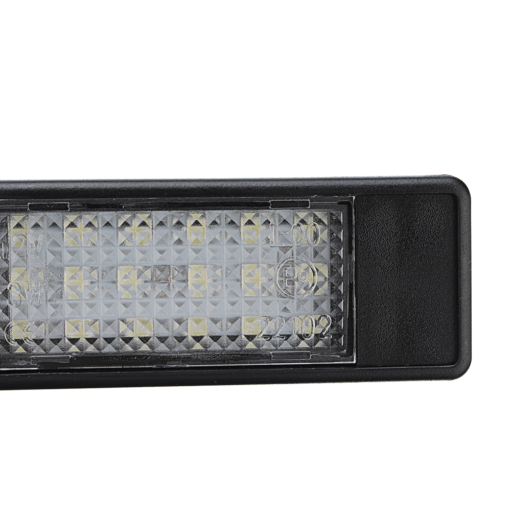 LED-License-Number-Plate-Lights-White-Pair-for-Mercedes-Sprinter-Vito-Viano-W906-W639-1471448