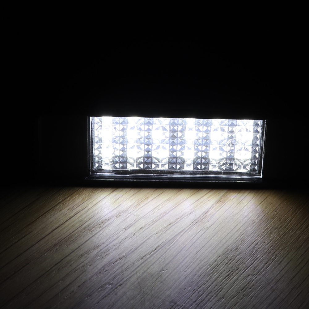 LED-License-Number-Plate-Lights-White-Pair-for-Mercedes-Sprinter-Vito-Viano-W906-W639-1471448