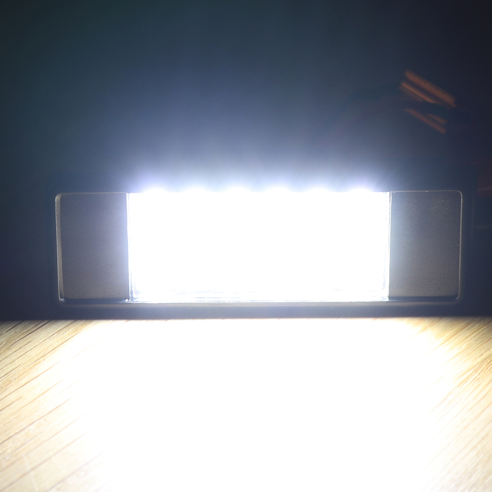 LED-License-Number-Plate-Lights-White-Pair-for-Mercedes-Sprinter-Vito-Viano-W906-W639-1471448