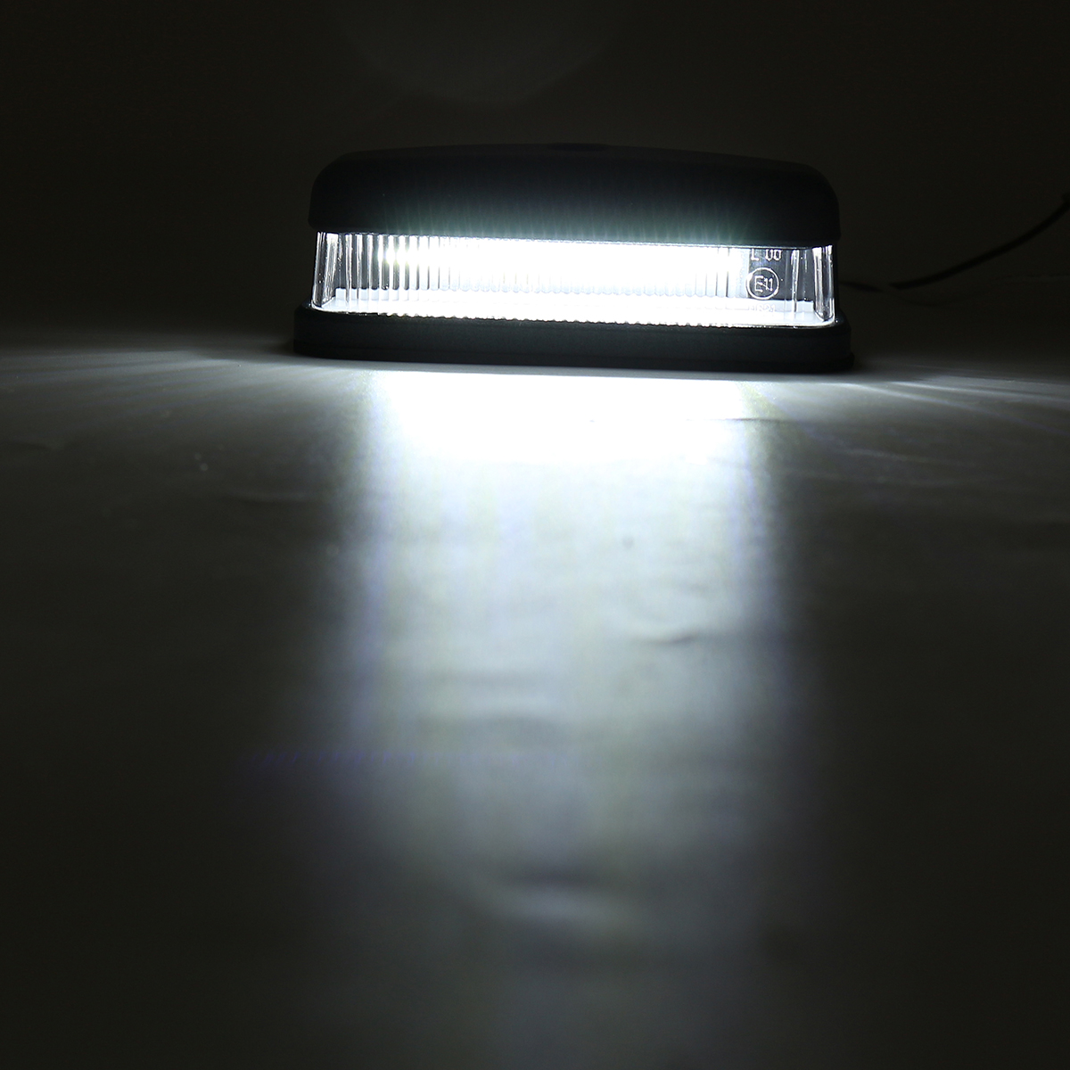 LED-License-Plate-Lights-White-For-Land-Rover-88-109-Series-IIA-III-90-110-130-Defender-1605078