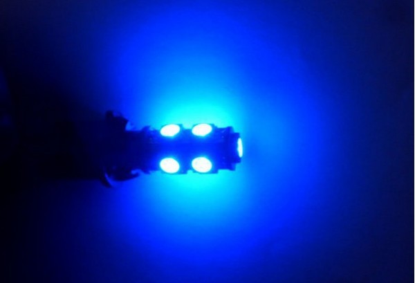 T10-W5W-5050-9SMD-Car-White-LED-Door-Side-Maker-Turn-Brake-Light-Bulb-993014