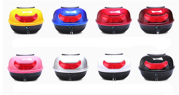 Motorcycle-Tail-Box-Scooter-Trunk-Top-Case-Saddlebags-Luggage-1111384