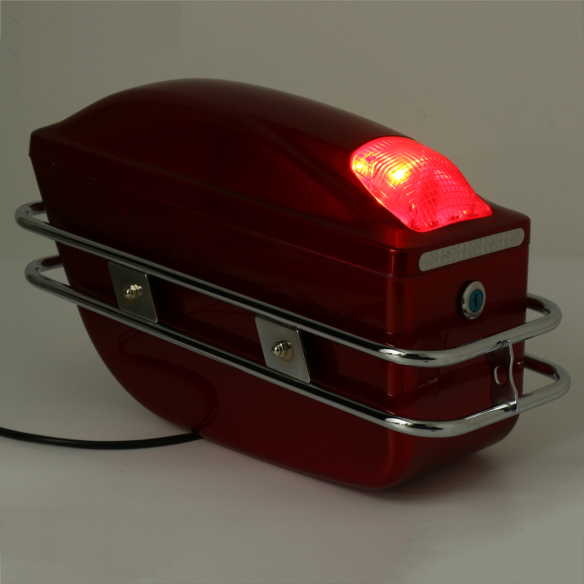 Universal-Motorcycle-Tail-Bags-Luggage-Tank-Tool-Bag-Hard-Case-Saddle-Bags-For-KawasakiHondaYamahaSu-1312967