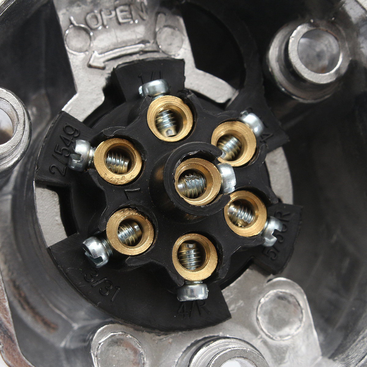 12N-7-pin-Metal-Towing-Plug--Socket-Connector-Kit-for-Towbar-Caravan-Trailer-1117440